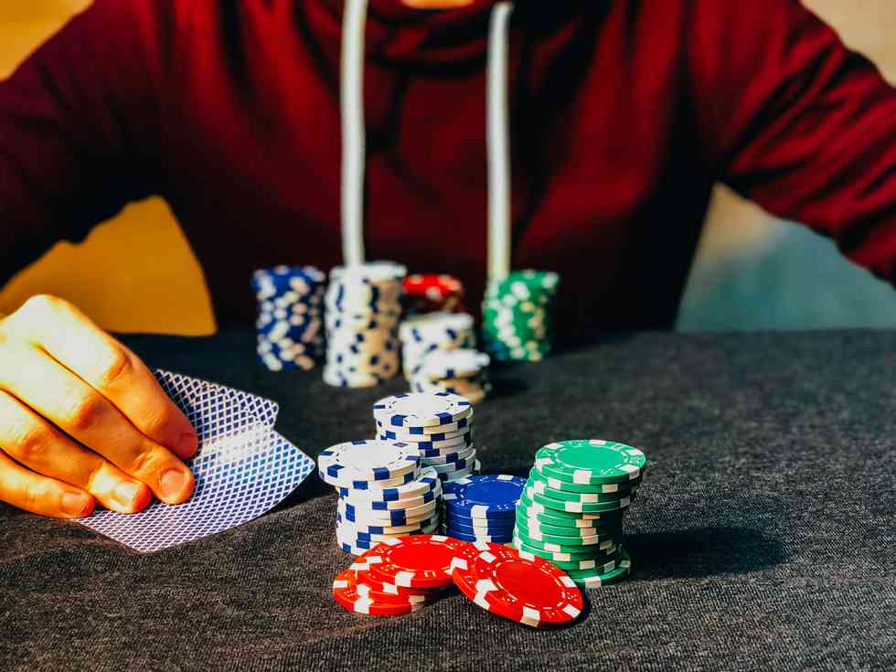 Waarom sommige casinobonussen moeilijker zijn om vrij te spelen